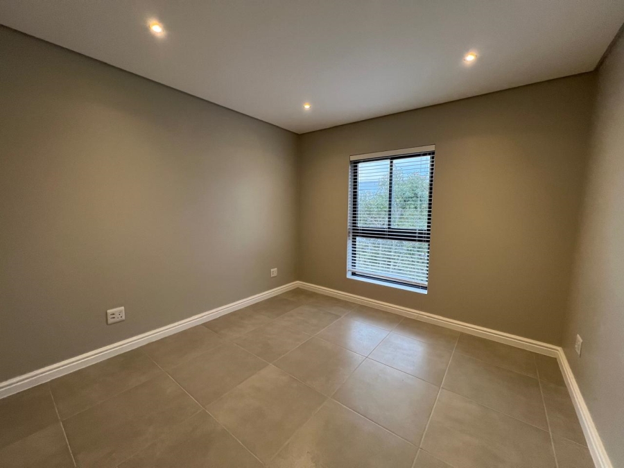 4 Bedroom Property for Sale in Croydon Gardens Estate Western Cape